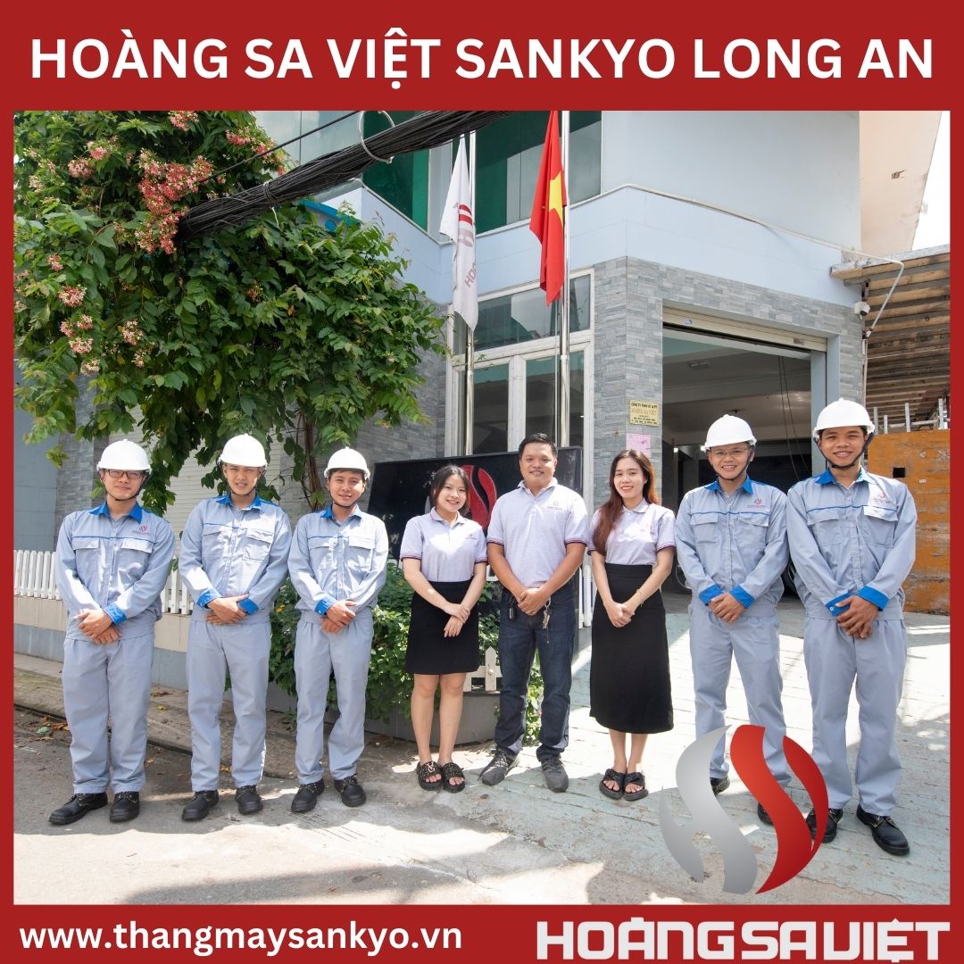 Đội kỹ sư lắp đặt