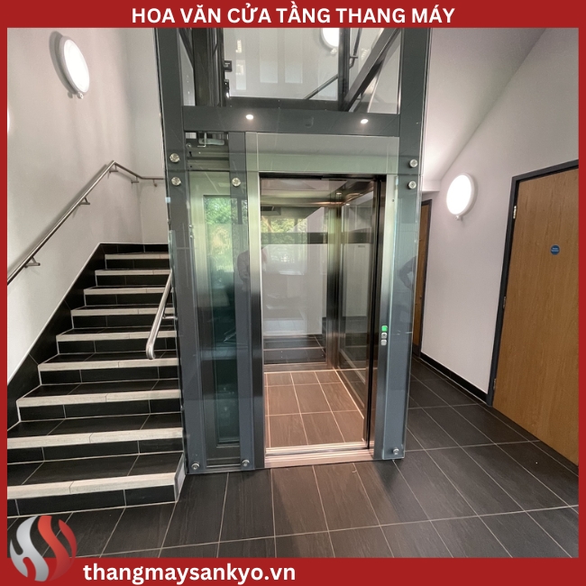 Mẫu cửa tầng bằng kính