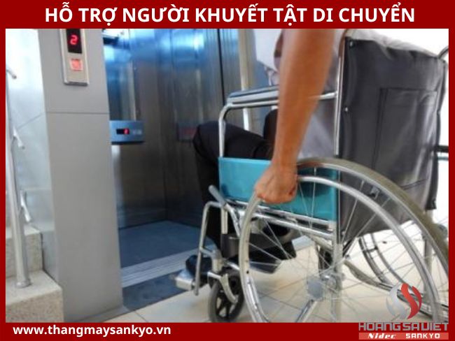 Support for people with disabilities while moving