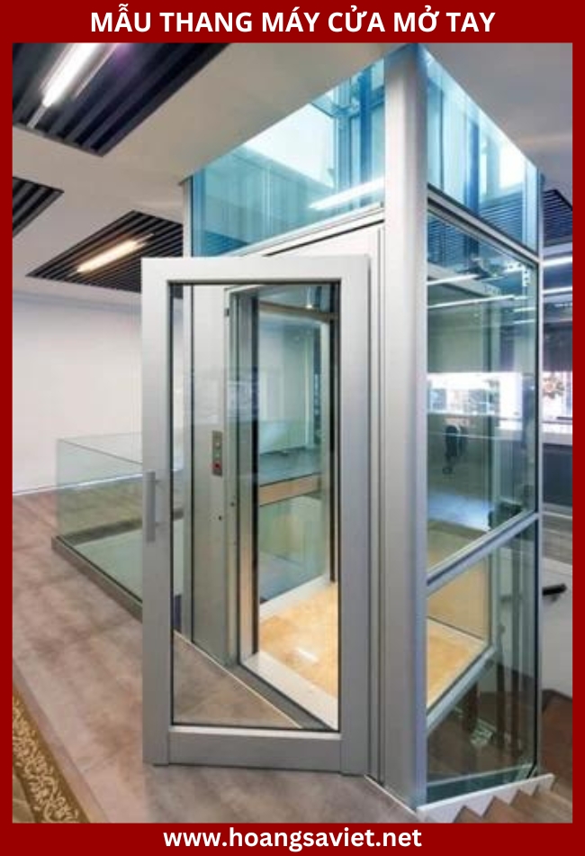 Thang máy cửa mở bằng tay
