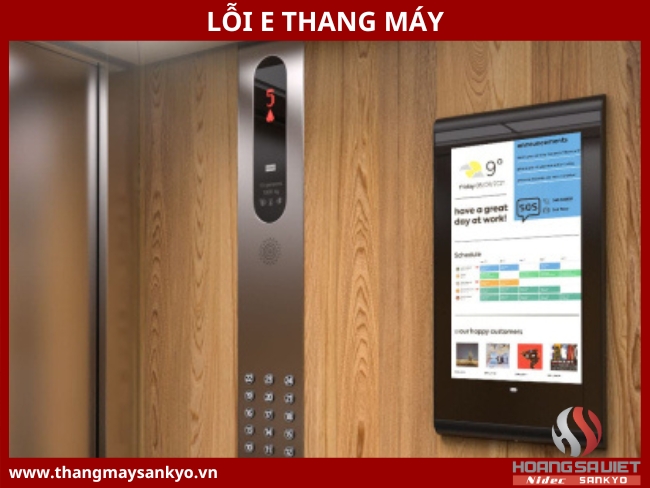 Hình ảnh thang máy báo lỗi E 