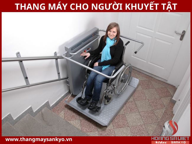 Thang máy cho người khuyết tật