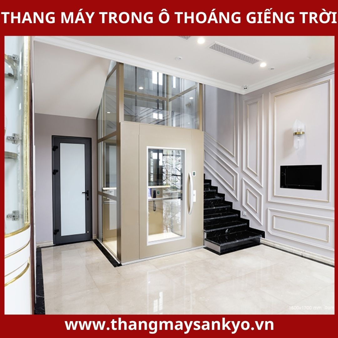 Thang máy trong ô thoáng giếng trời